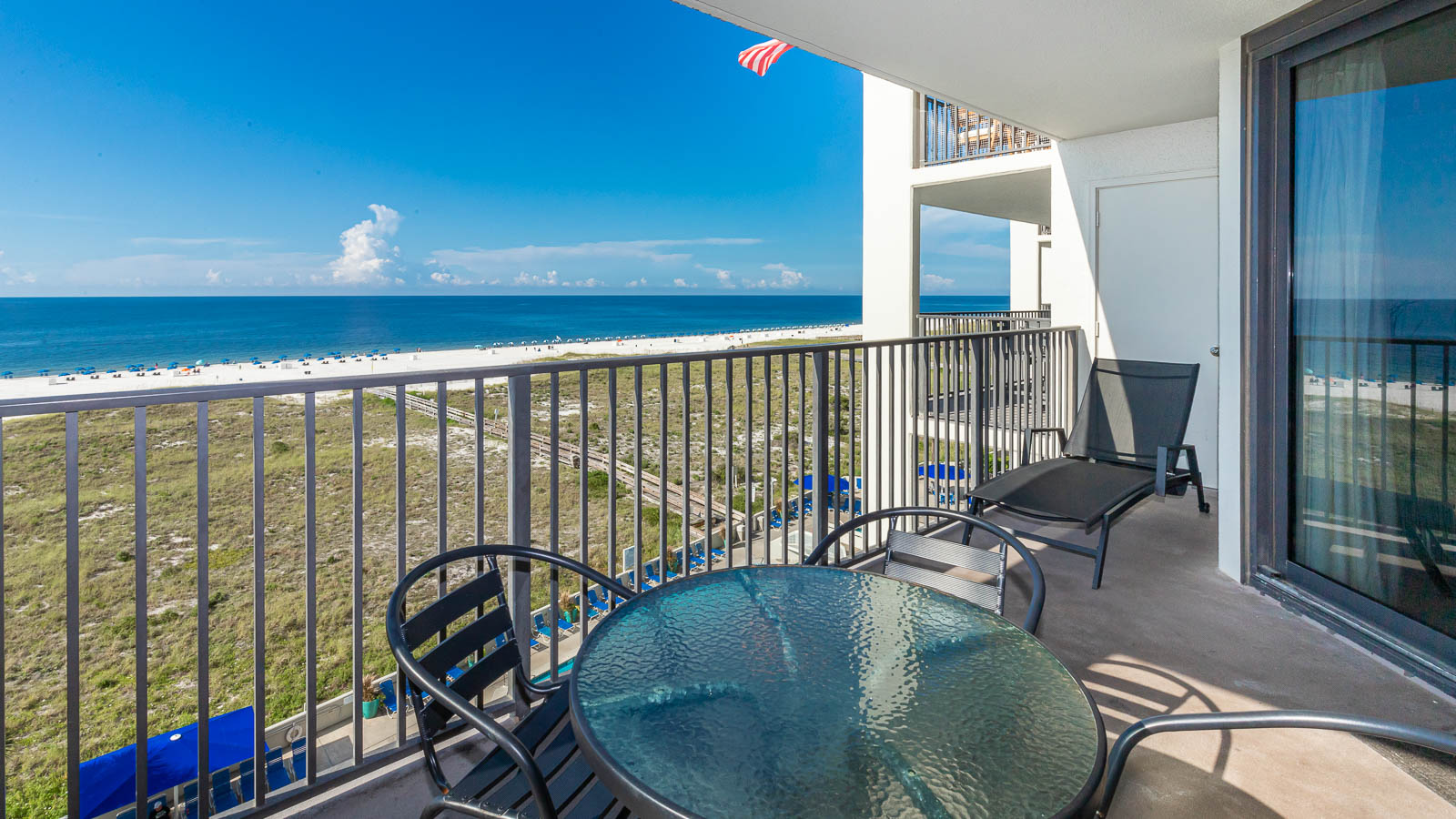 Balcony2